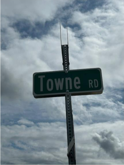 Towne Rd Sign